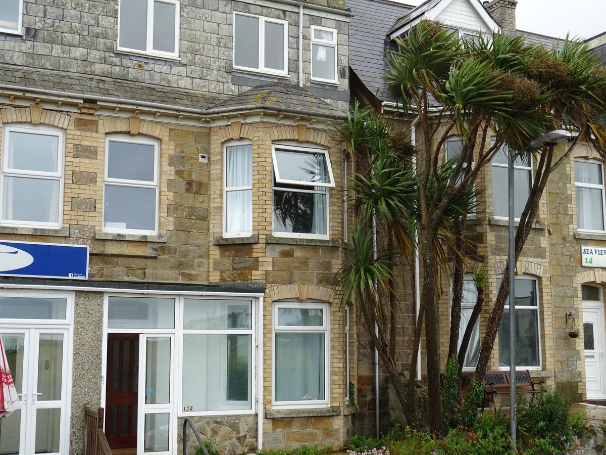 Ocean Breeze Hotel New Quay Buitenkant foto